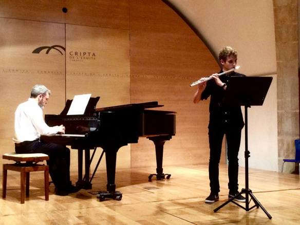 19396717_1479188068807193_1244090393369116816_n